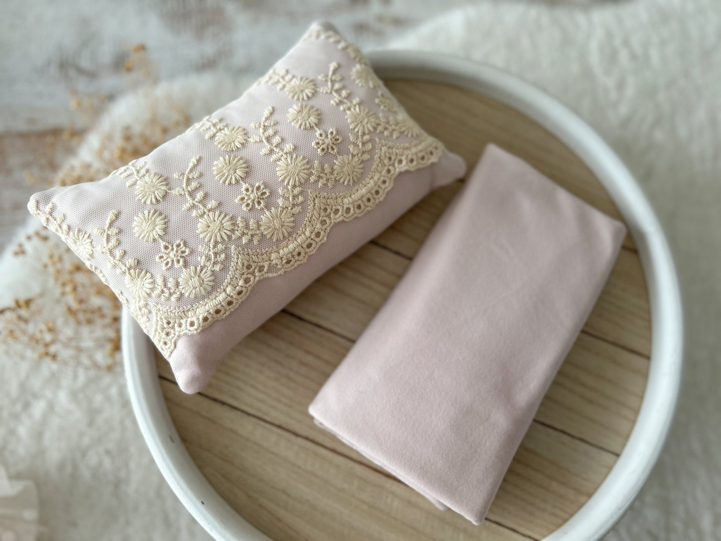 Wrap for newborn photography, fabric wrap in soft pink with matching posing pillow