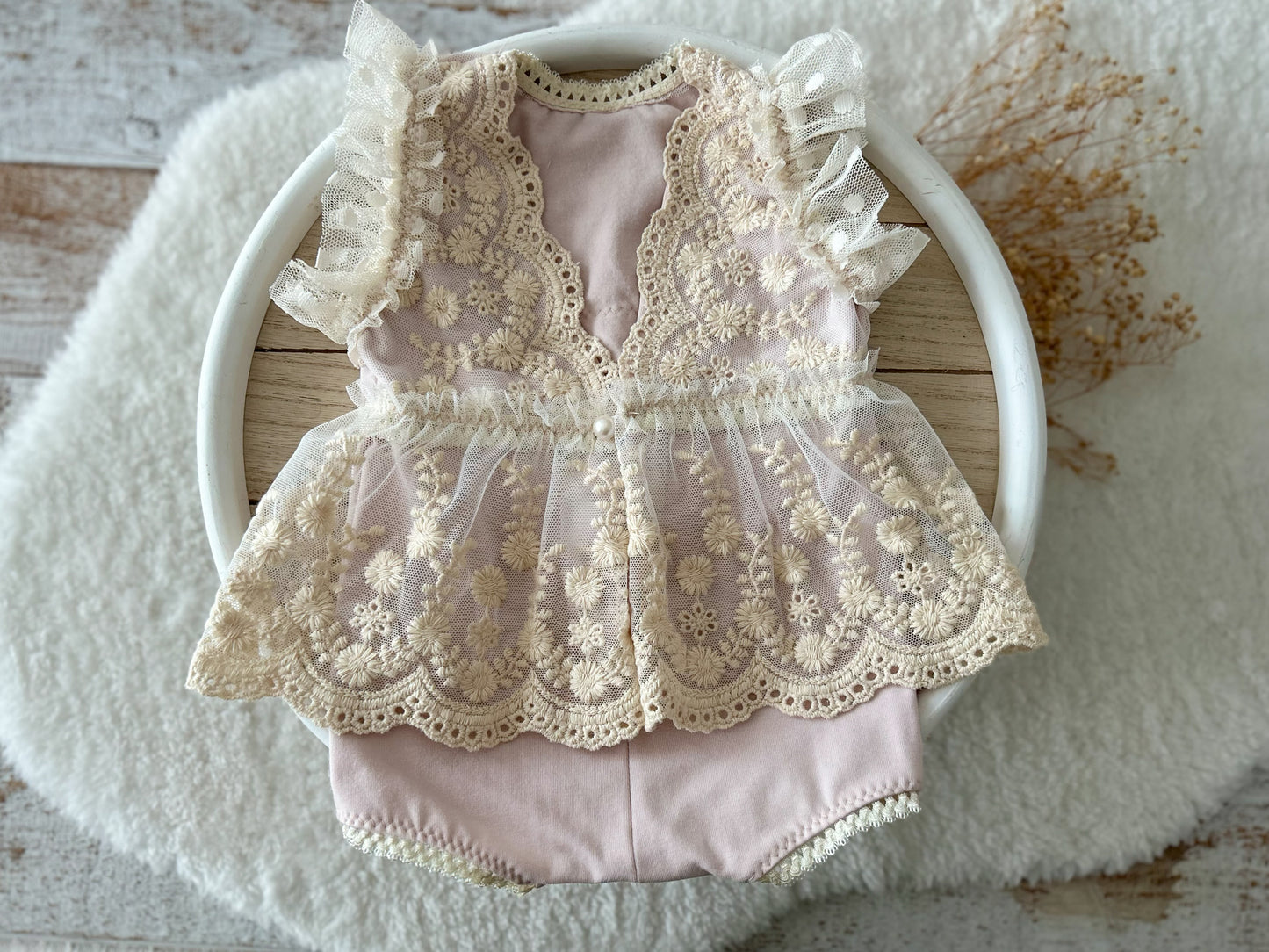 Sitter photography outfit baby girl prop first birthday anniversary outfit vintage style
