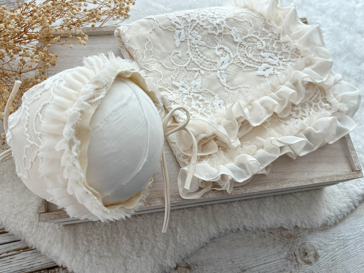 Newborn bonnet and blanket set for photography in warm beige color