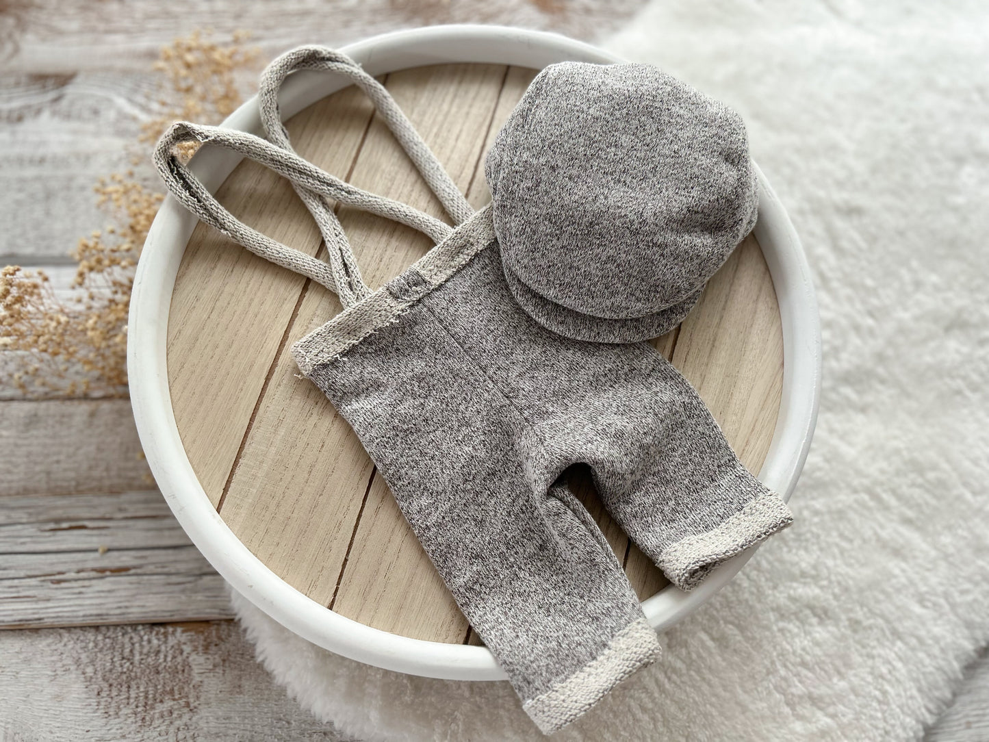 Newborn boy suspender pants with flat cap set for newborn photography