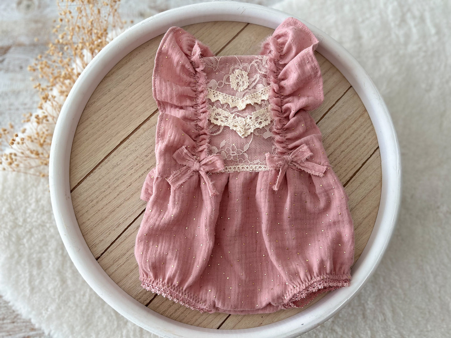 Baby girl photo outfit with lace on front, in pink color, boho style
