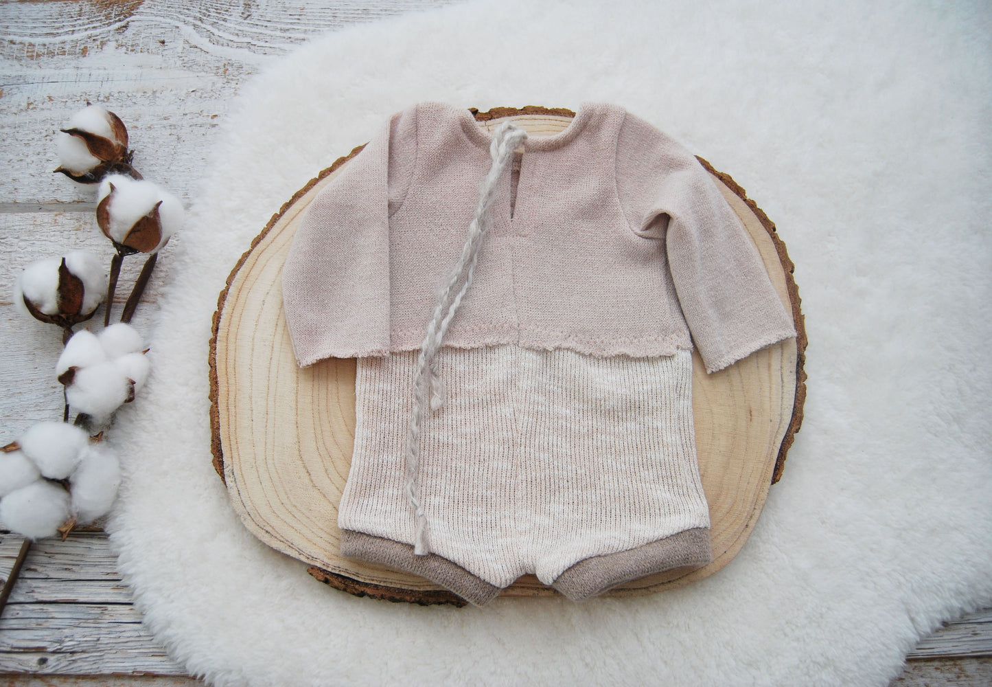 Newborn boy photo props, Romper and sleepy hat for photo shoots, Neutral baby boy photo outfit, Beige baby romper photography prop