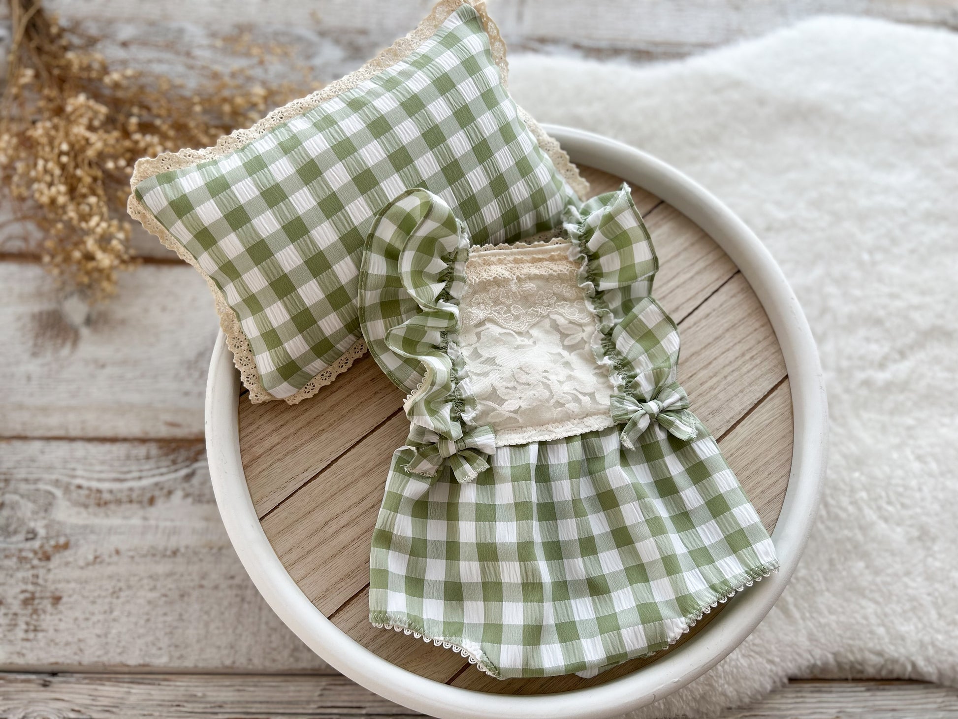 Newborn photography set: gingham green romper with white lace and ruffles, and a matching posing pillow, newborn girl photo outfit