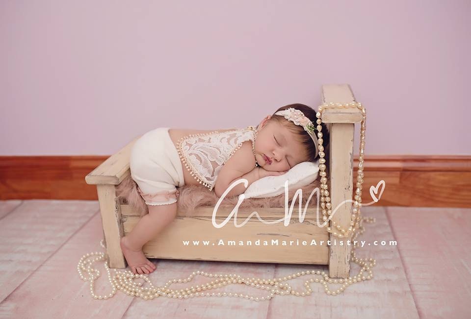 Newborn girl lace outfit photo prop: top & baby panties, ivory lace photography prop, boho baby clothes