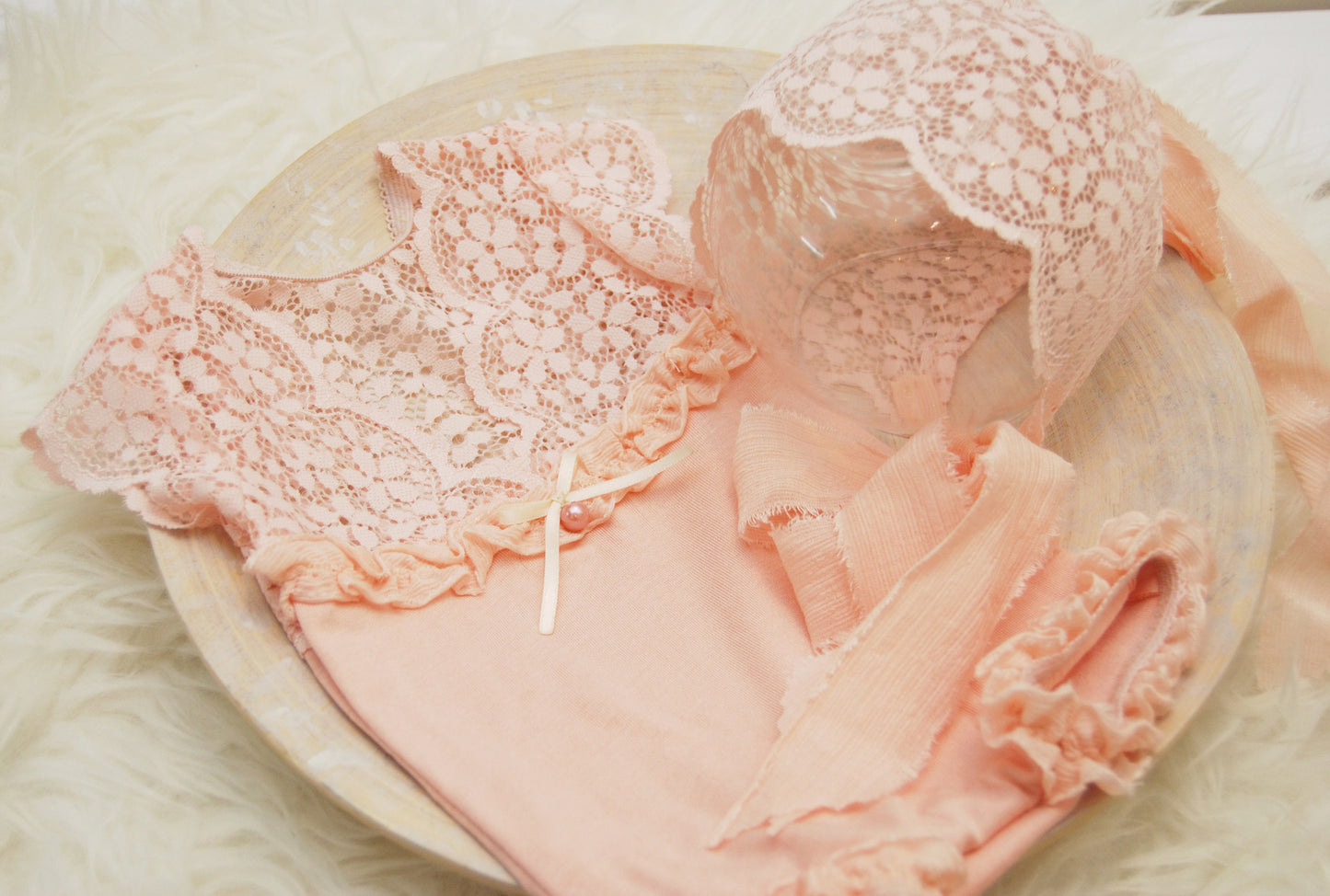 Newborn bonnet, baby girl bonnet for newborn photography, newborn photo props