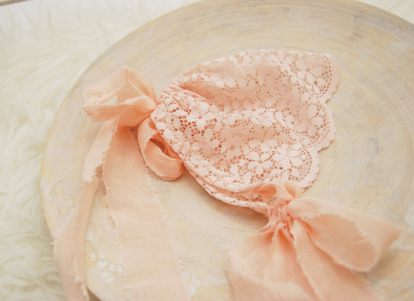 Newborn bonnet, baby girl bonnet for newborn photography, newborn photo props