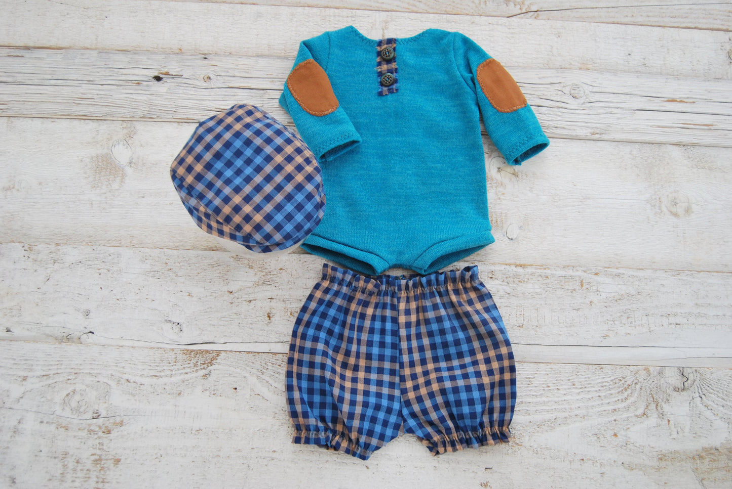 Newborn boy outfit: romper, pants, flat cap - newborn photography prop outfit