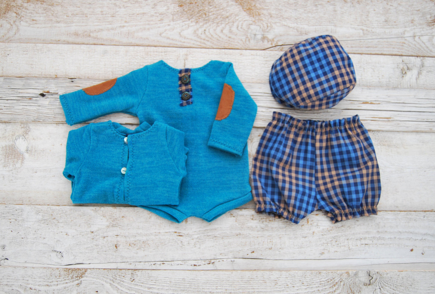 Newborn boy outfit: romper, pants, flat cap - newborn photography prop outfit