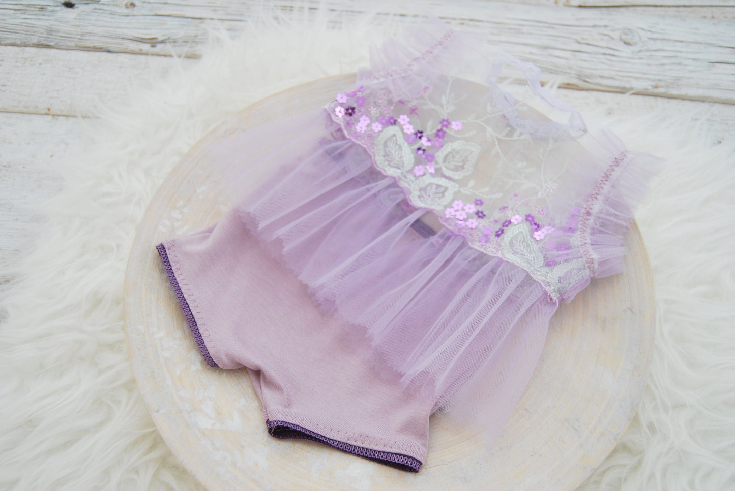 Newborn girl photo prop set: lace top & panties, newborn photography props, code 692