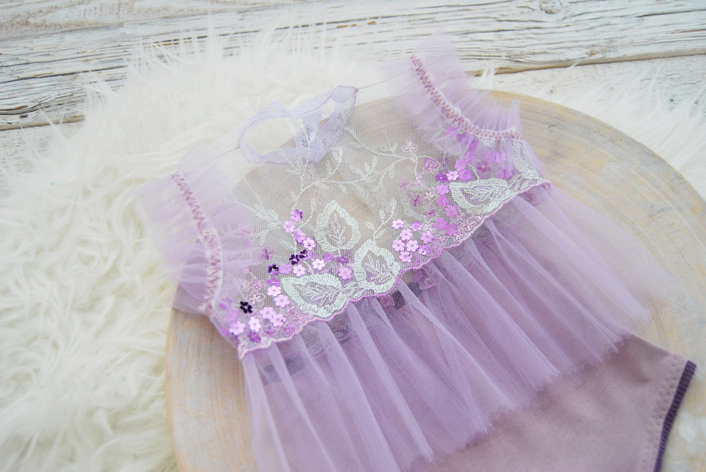 Newborn girl photo prop set: lace top & panties, newborn photography props, code 692