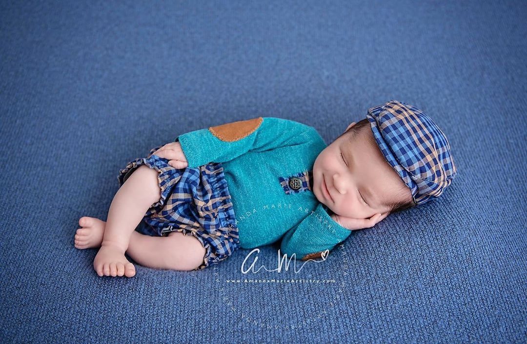 Newborn boy outfit: romper, pants, flat cap - newborn photography prop outfit