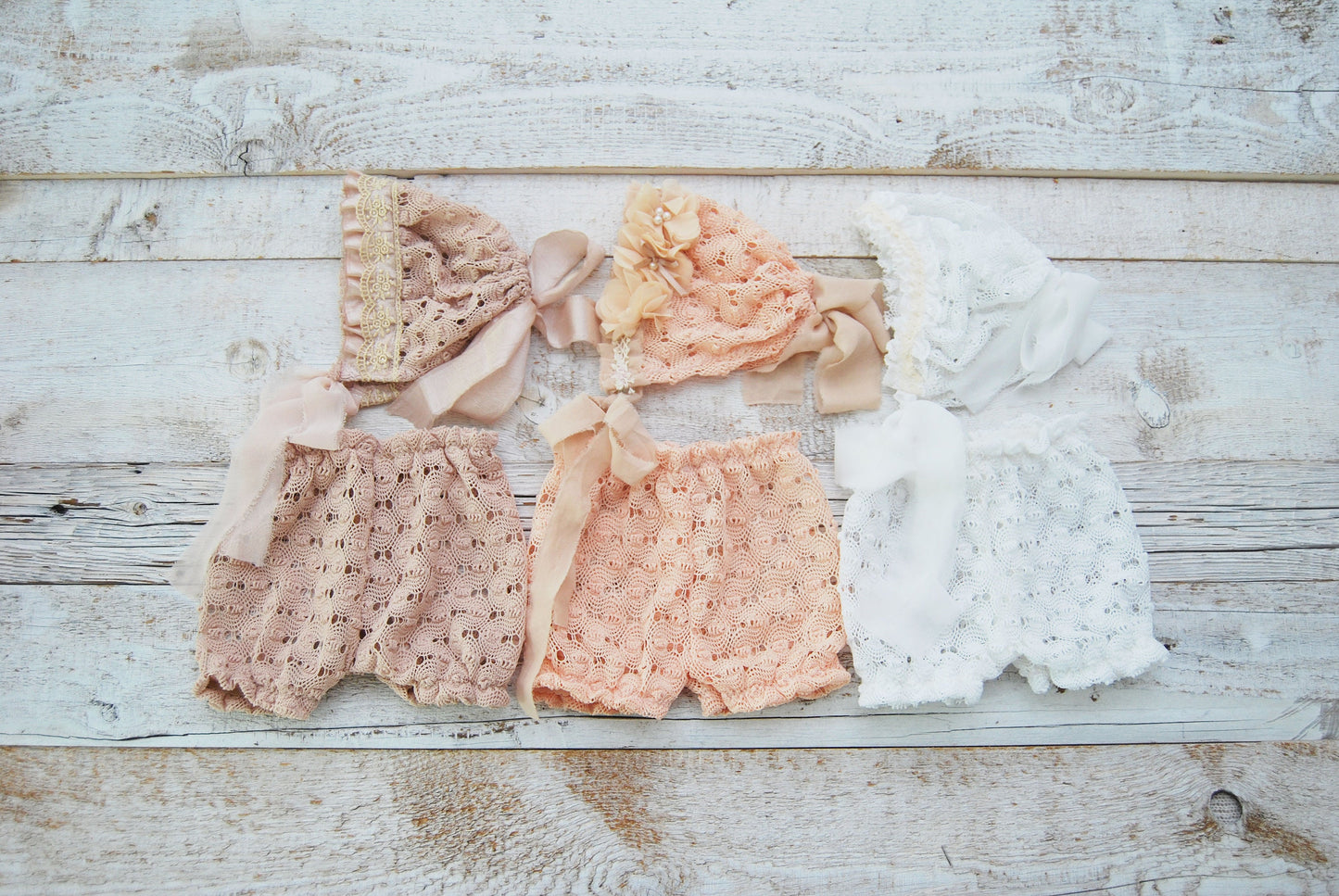 Newborn photo outfit for girls: lace bonnet and bloomers in white, peach and beige color options