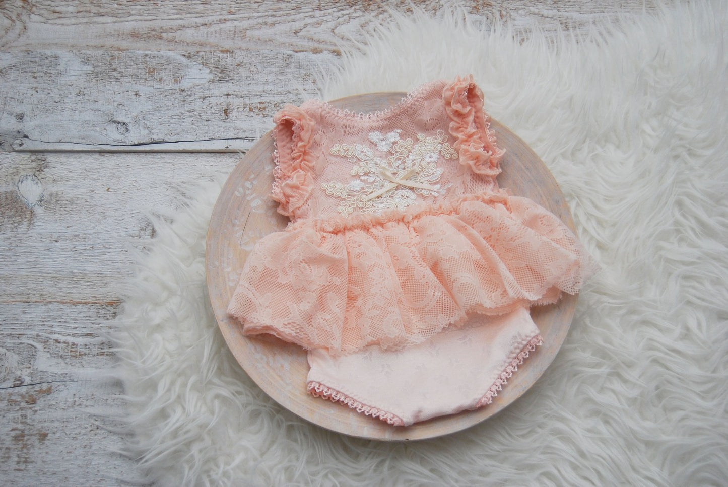 Peach SITTER girl photo prop romper, SITTER lace romper for milestone photo shoot, baby props