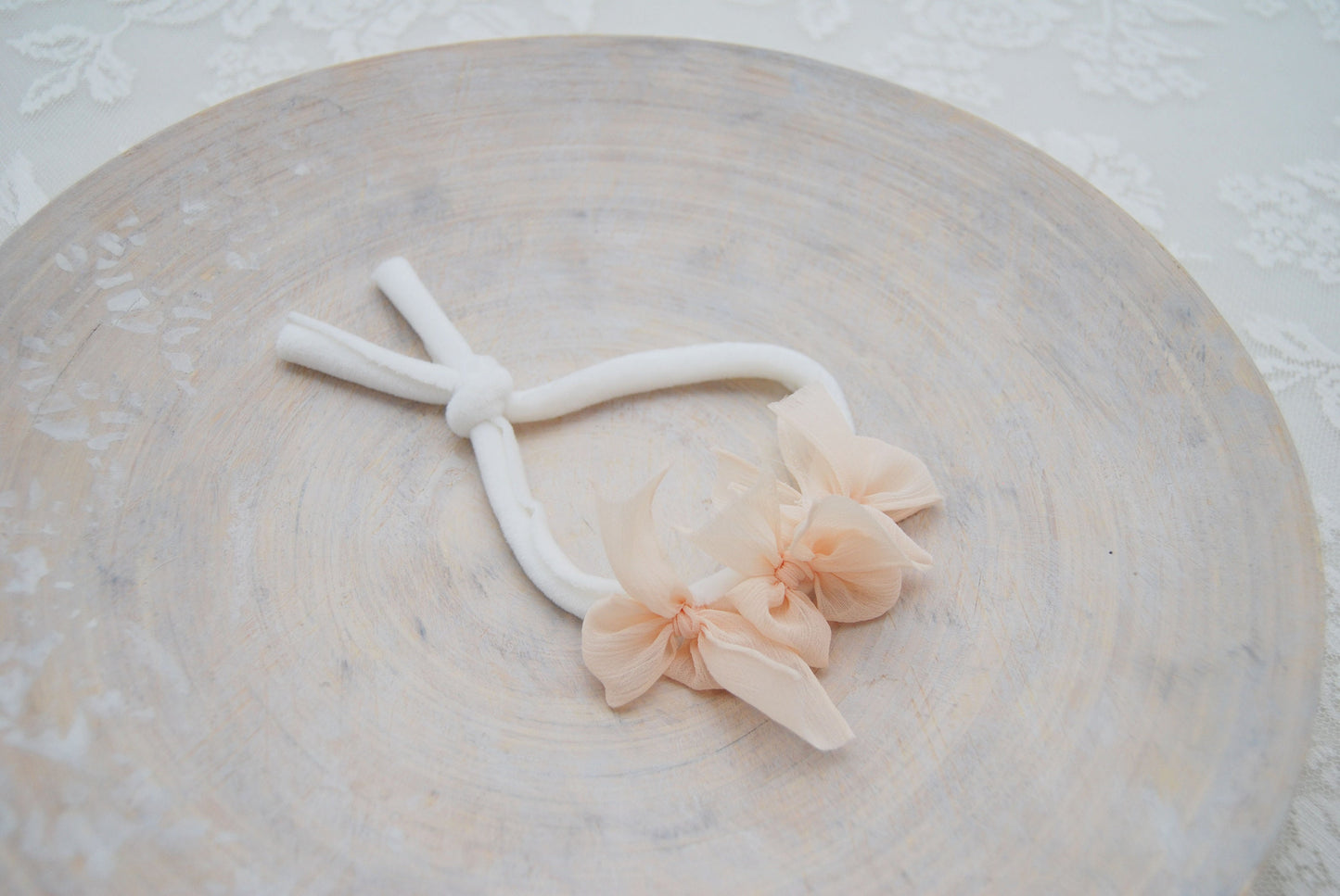 Newborn headband photo prop, peach bow headband baby girl