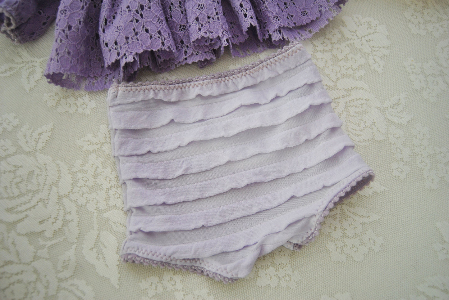 Newborn girl outfit for photography: lace top and panties, purple newborn photo prop set