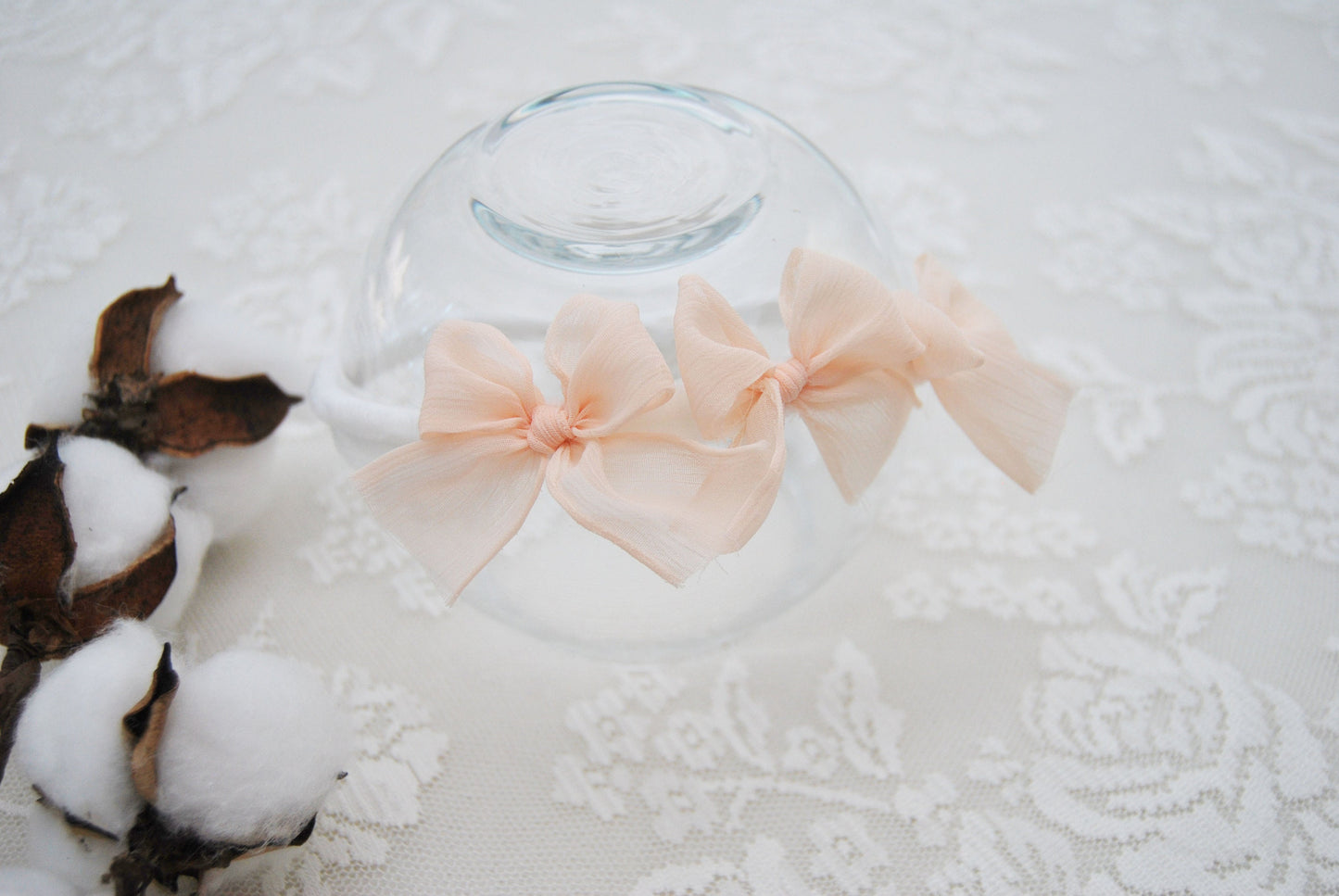 Newborn headband photo prop, peach bow headband baby girl