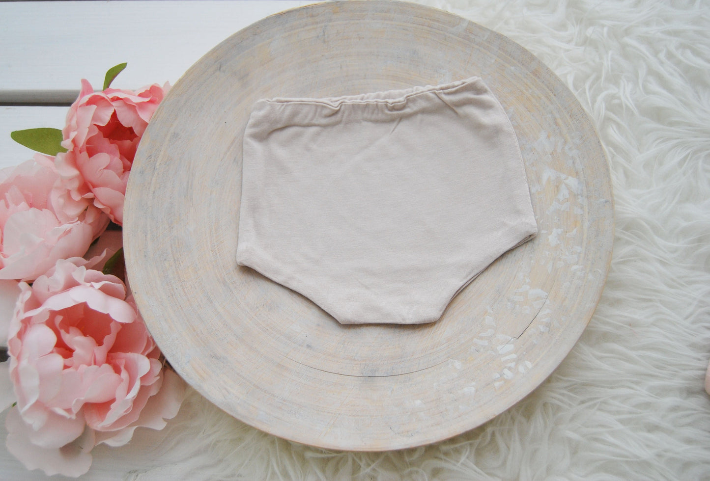 Newborn diaper cover photography prop, baby posing panties for photography shoots