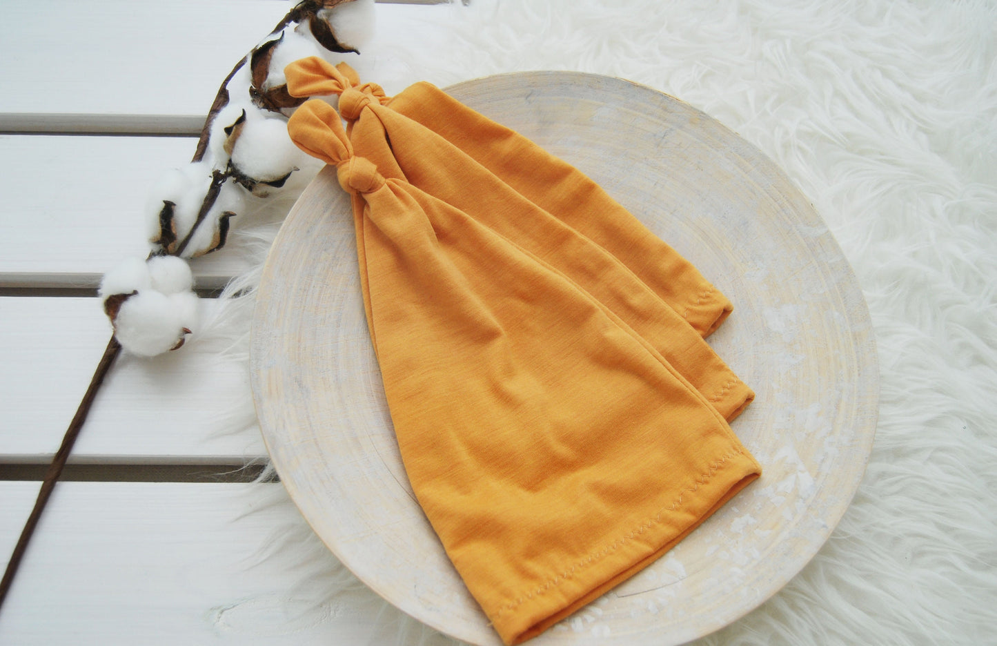 Newborn photo prop set: sleepy hat and panties, yellow baby outfit for newborn photography