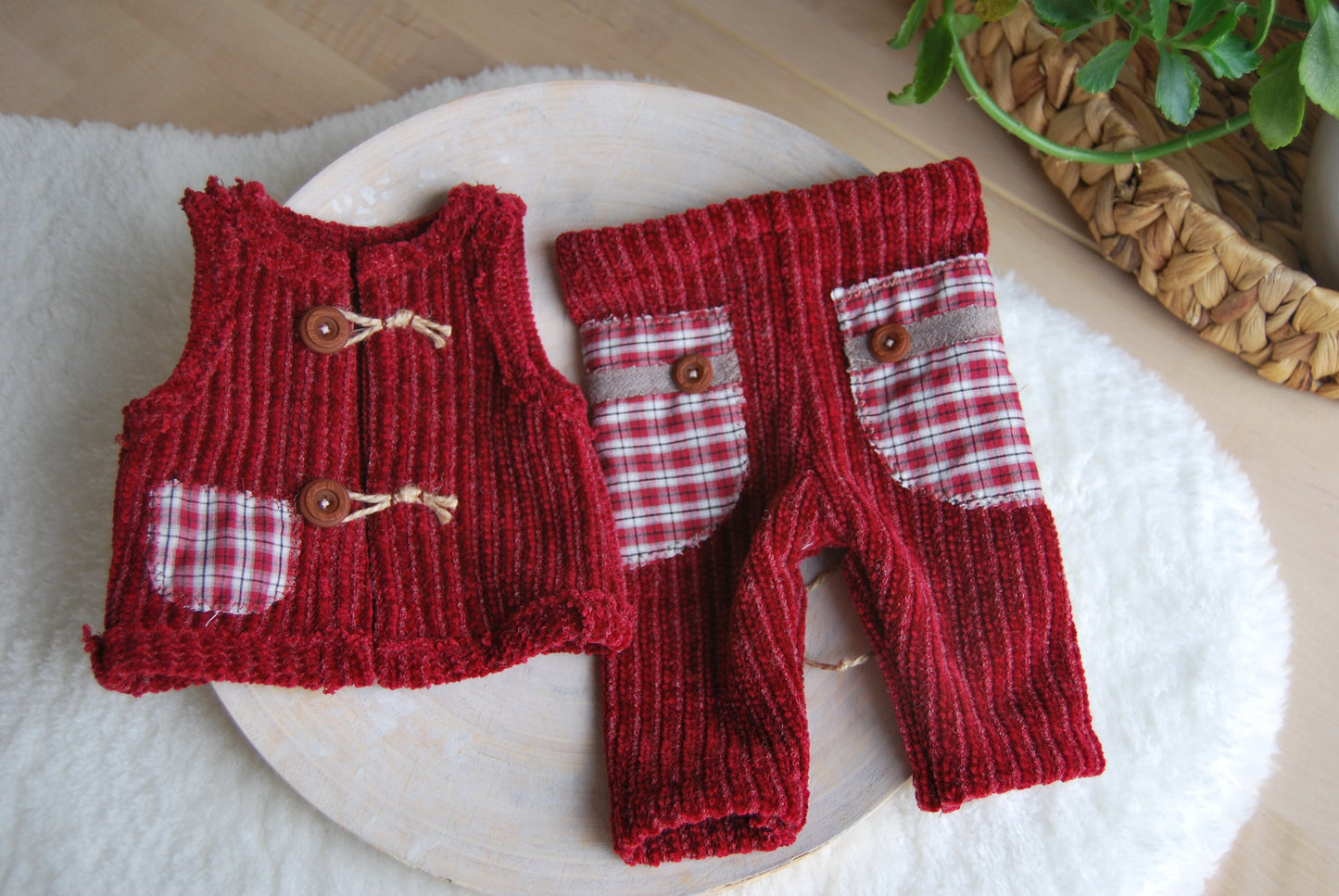 Red Newborn Outfit Photography, Newborn Boy Photo Props, Christmas Newborn Props, Newborn Set: Pants & Vest, Newborn Posing Pillow