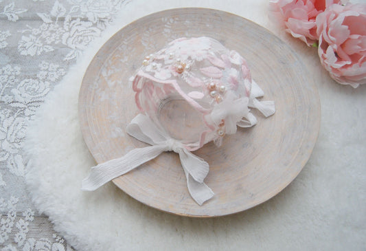 Lace Bonnet Newborn, Photo Prop Bonnet, Floral Bonnet, Lace Baby Bonnet, Baby Girl Photo Prop, Newborn Props