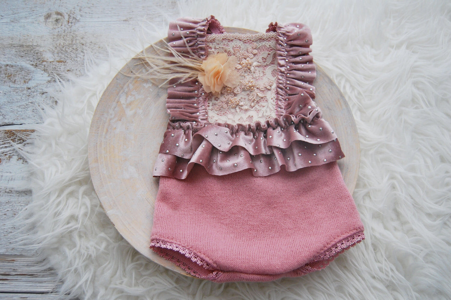 Pink Newborn Photography Outfit, Newborn Romper Baby Girl, Velvet Ruffled Romper for Photography Shoots, Newborn Photo Props