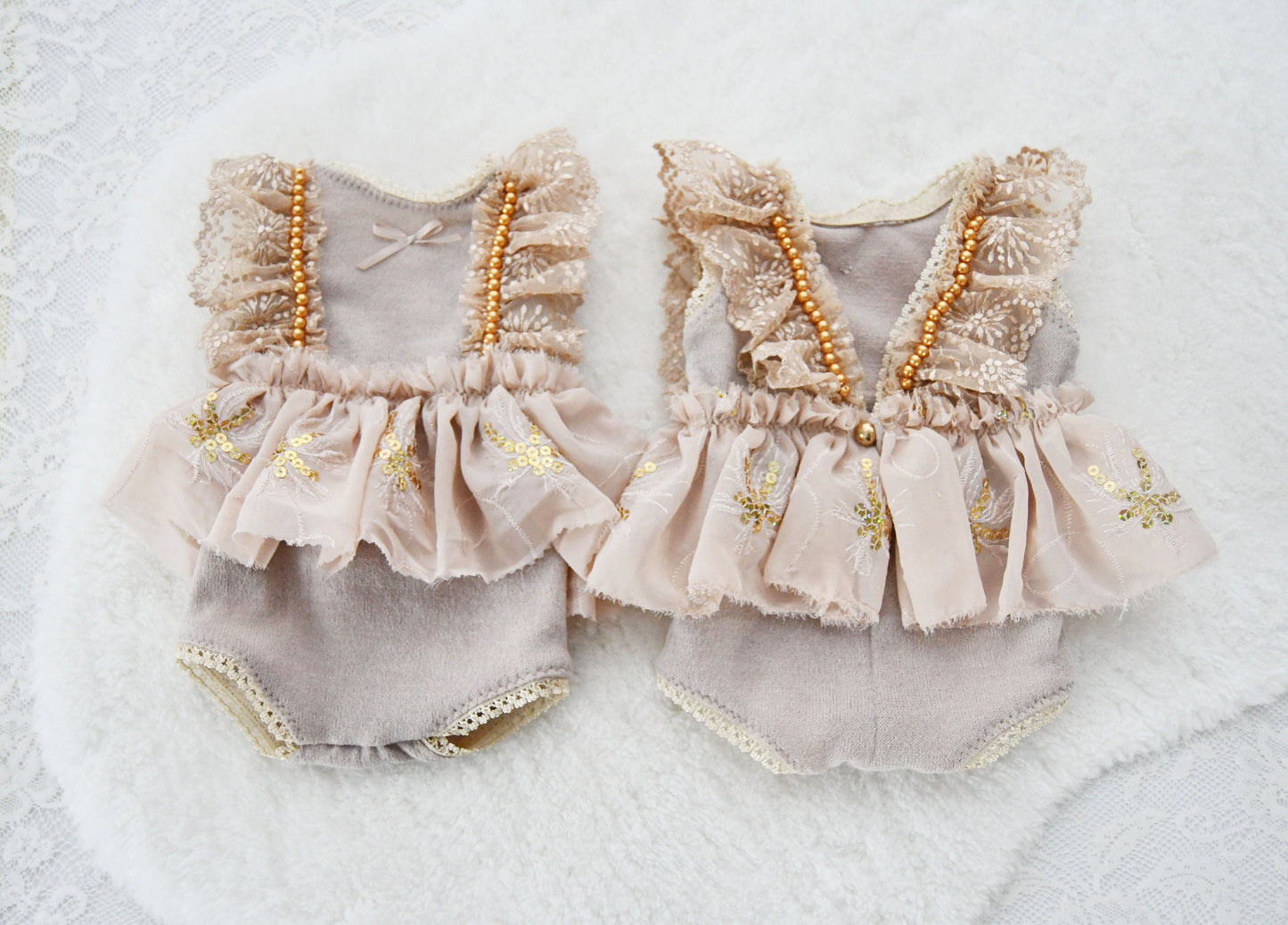 Photo Outfit Girl, Newborn Romper Photography, Newborn Baby Girl Outfit, Newborn Photography Prop Girl, Beige Ruffled Romper with Sequins