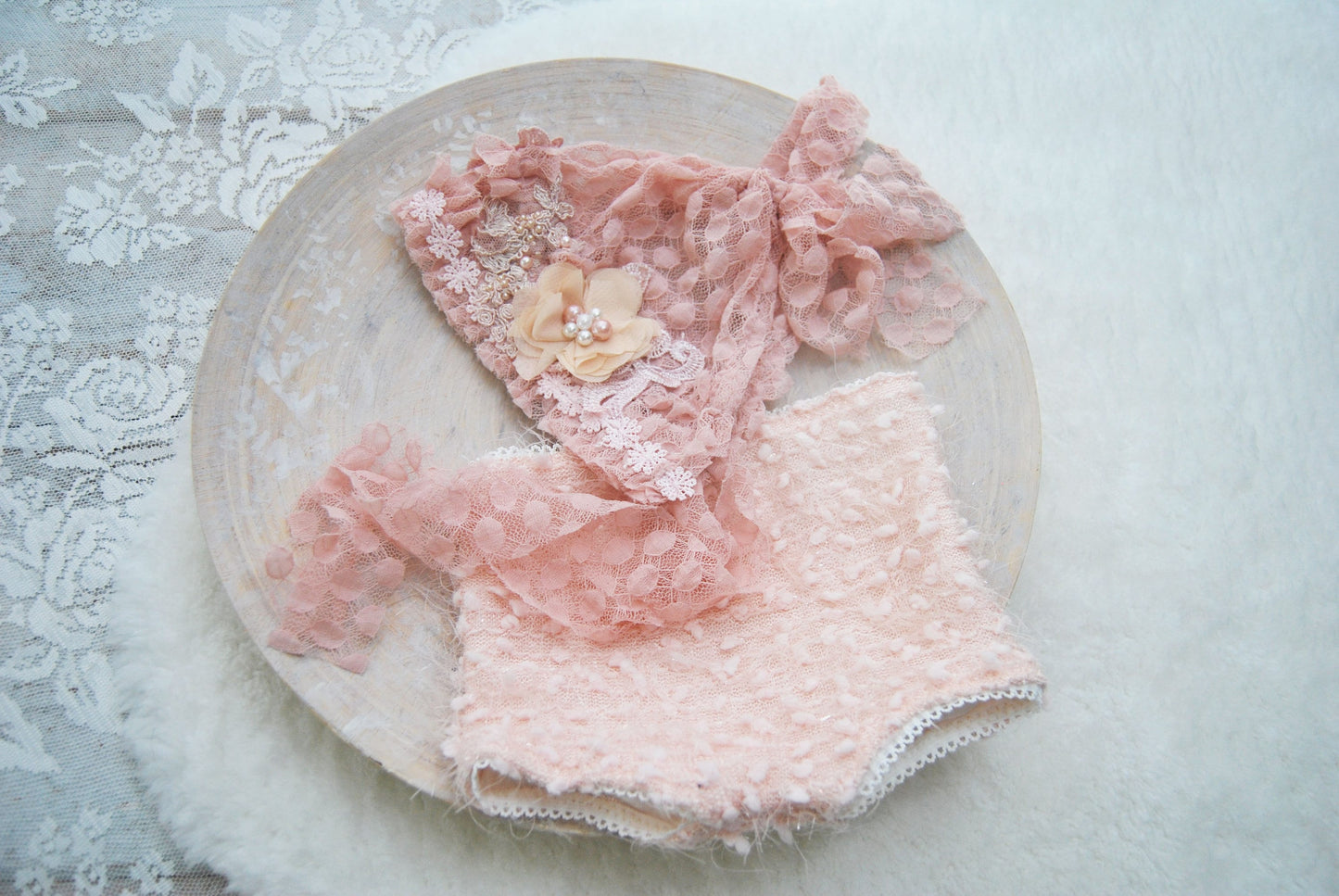 Newborn Girl Photo Outfit, Newborn Photo Prop SET, Lace Bonnet Baby Girl, Newborn Panties, Pink Newborn Outfit, Newborn Bonnet