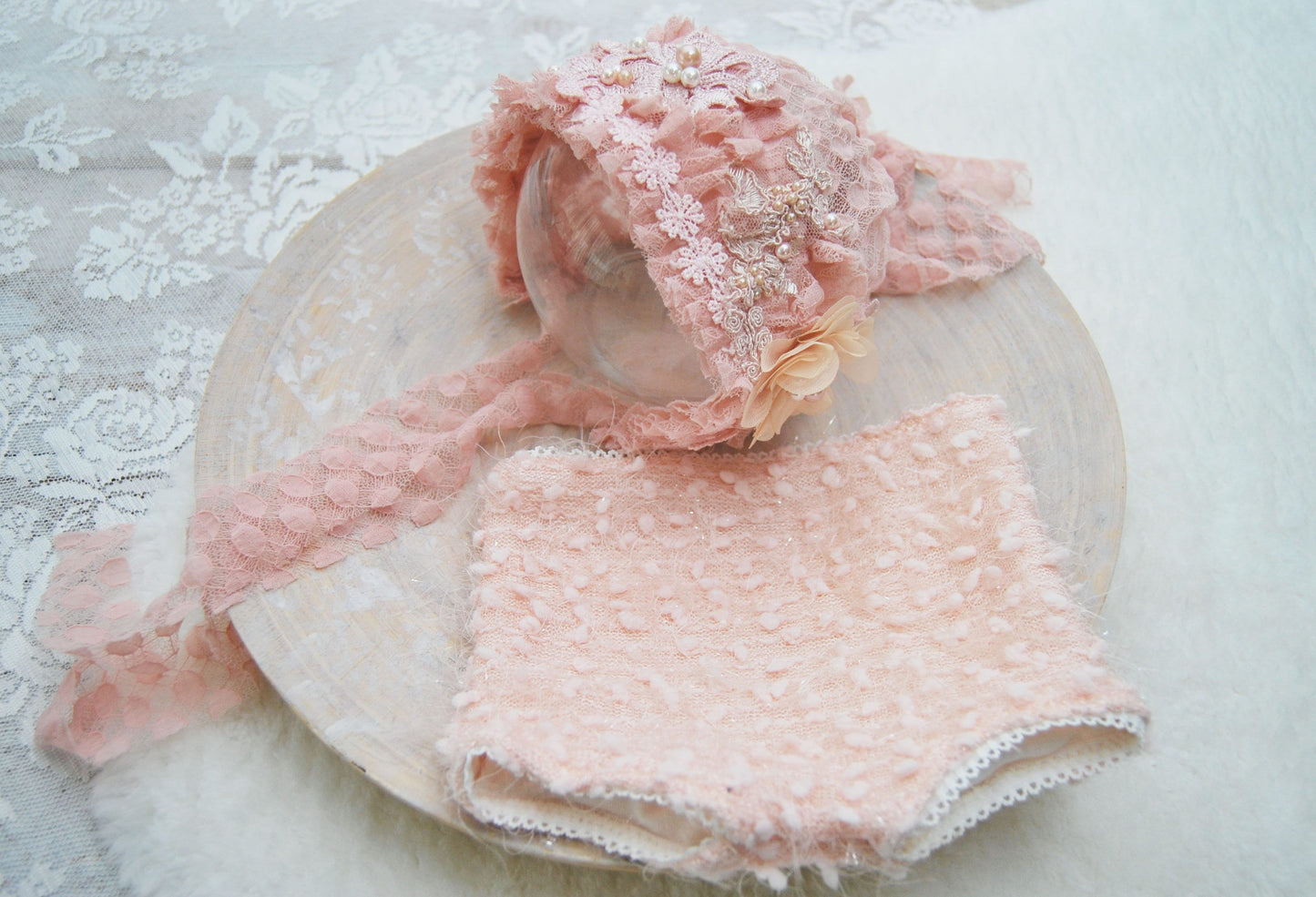 Newborn Girl Photo Outfit, Newborn Photo Prop SET, Lace Bonnet Baby Girl, Newborn Panties, Pink Newborn Outfit, Newborn Bonnet