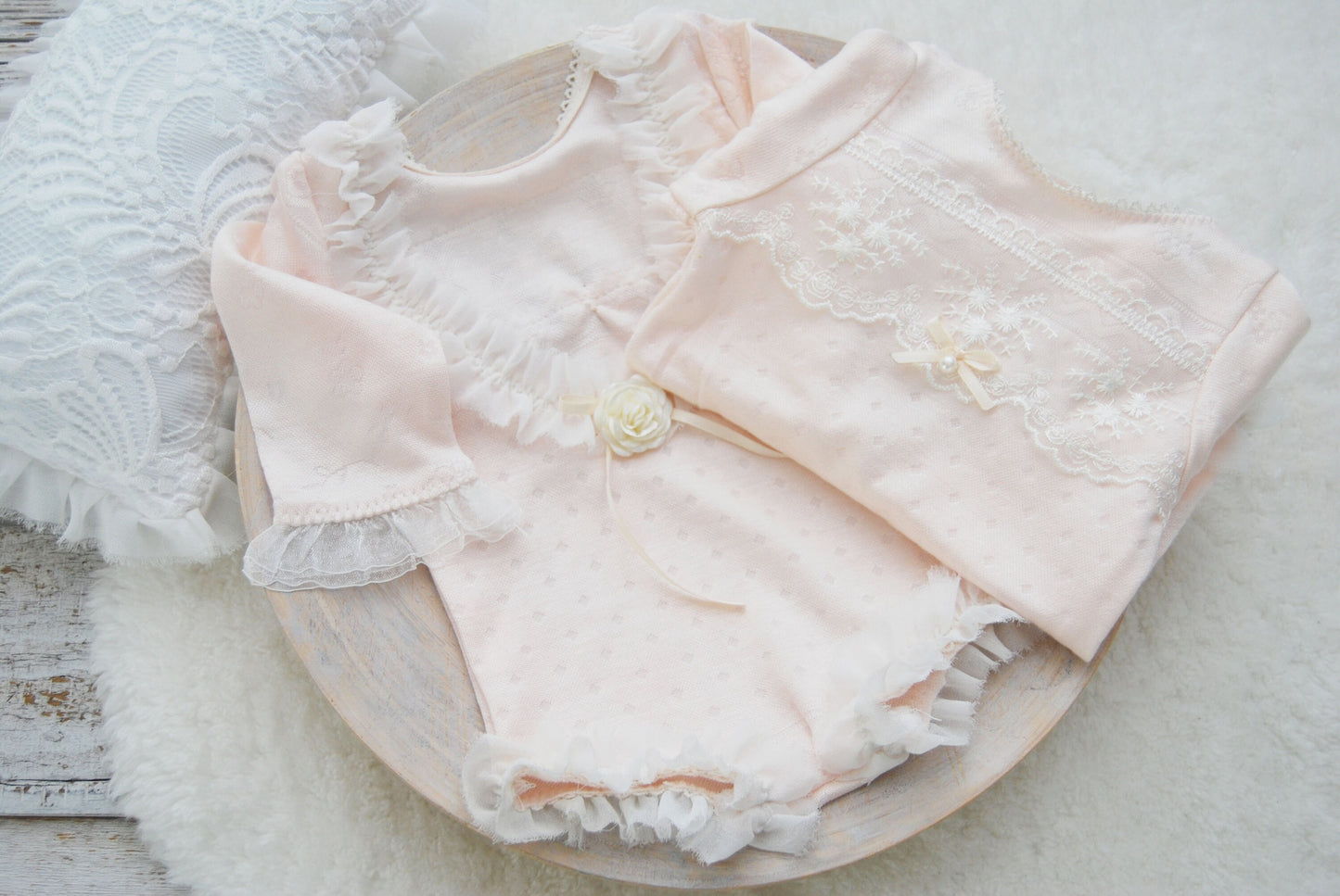 Pink Newborn Romper, Newborn Photography Props, Baby Girl Outfit with Ruffles, Newborn Bodysuit for Photo Shoots