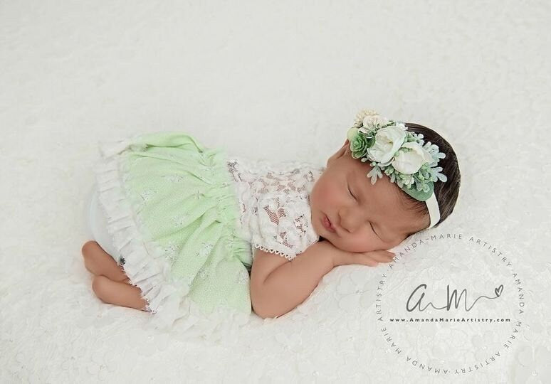 Newborn Romper Baby Girl, Spring Photo Outfit, Green Baby Dress, Ruffled Romper for Photo Shoots, Newborn Girl Photo Outfit