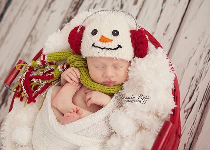 Knitted Newborn Photo Props, Snowman Outfit Baby, Snowman Hat, Scarf and Snowflakes, Photography Prop SET, Newborn Christmas Props