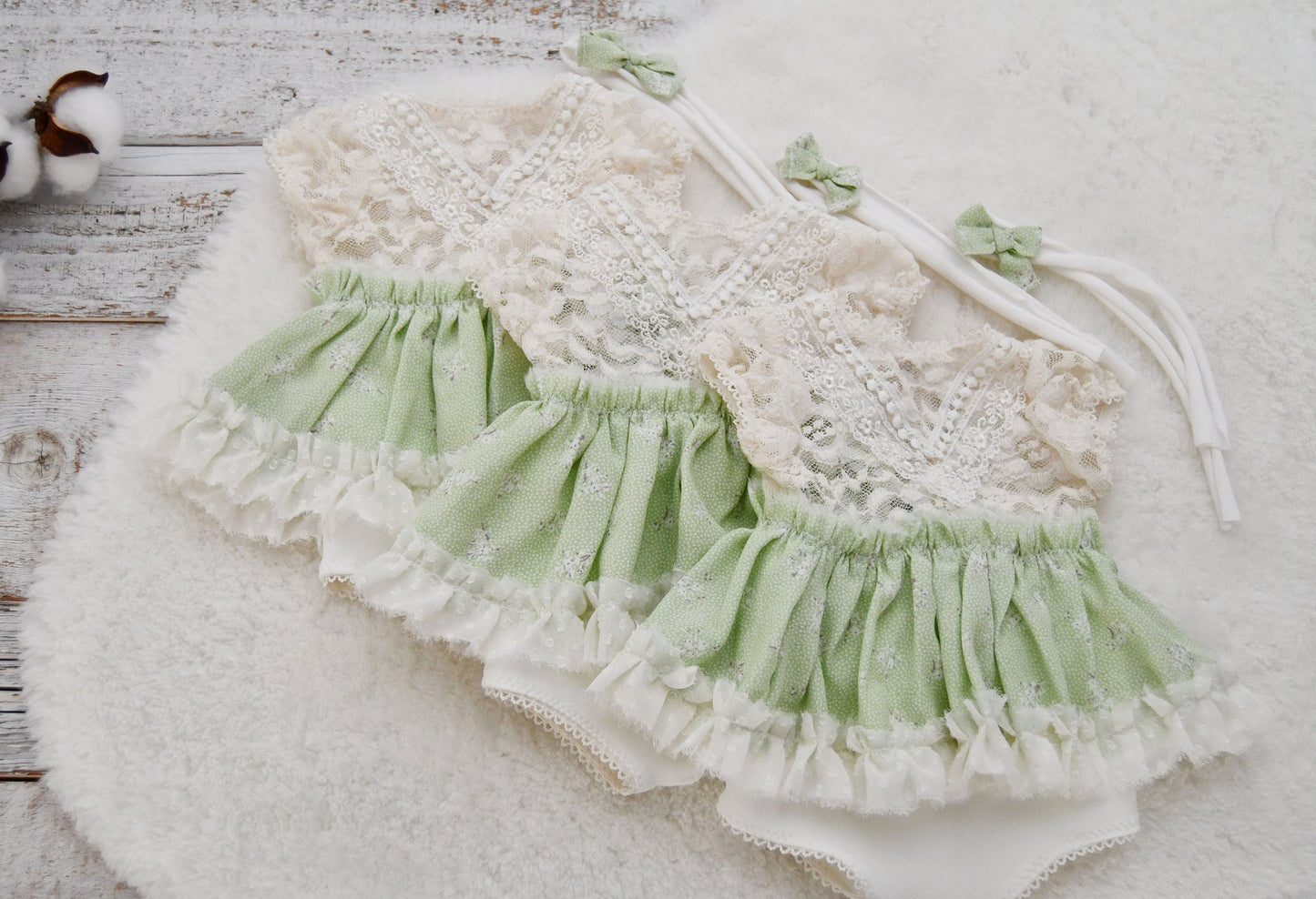 Newborn Romper Baby Girl, Spring Photo Outfit, Green Baby Dress, Ruffled Romper for Photo Shoots, Newborn Girl Photo Outfit