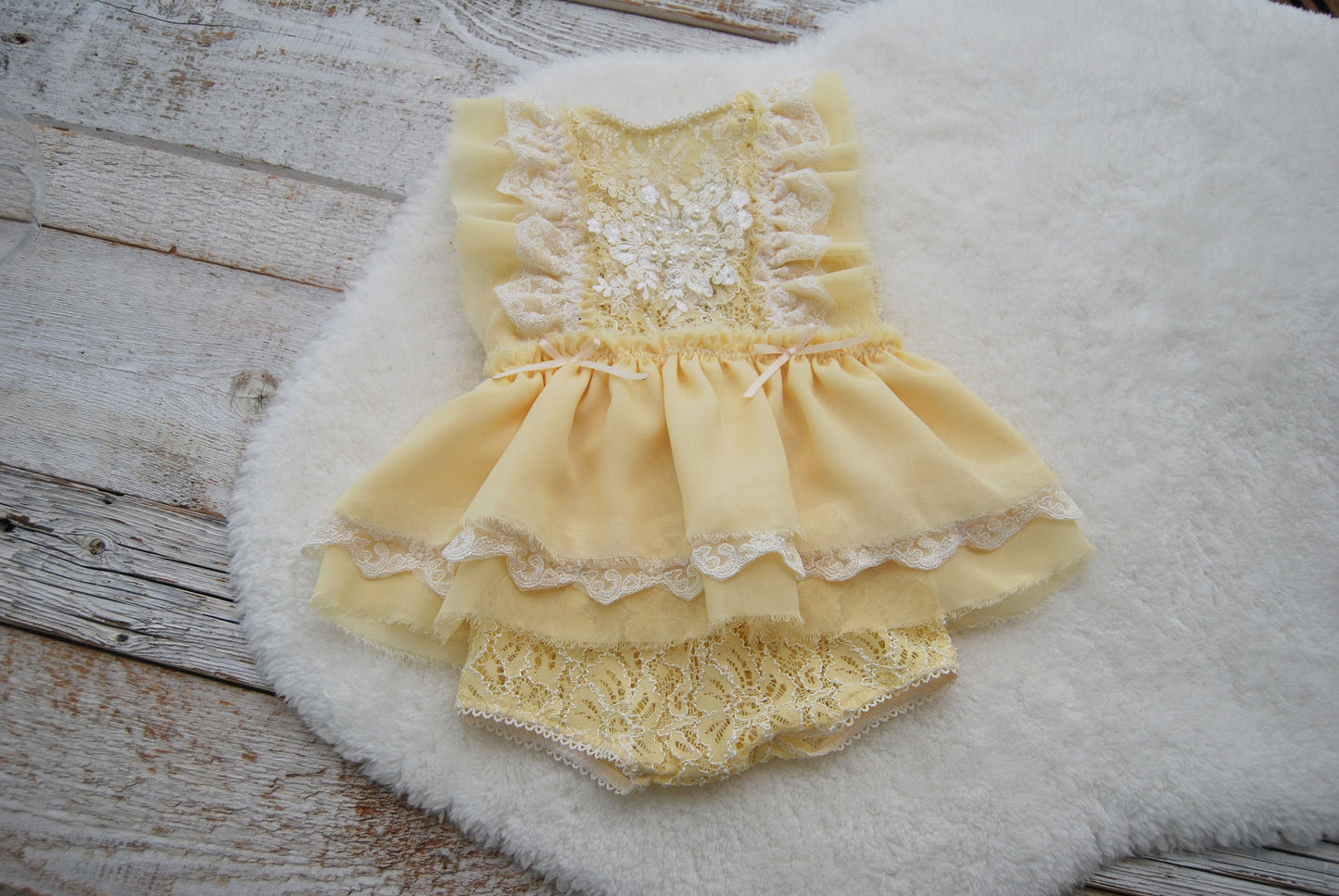 SITTER girl PHOTO OUTFIT, Sitter lace romper, Baby Girl romper yellow, Sitter photo prop dress, Sitter girl photography props