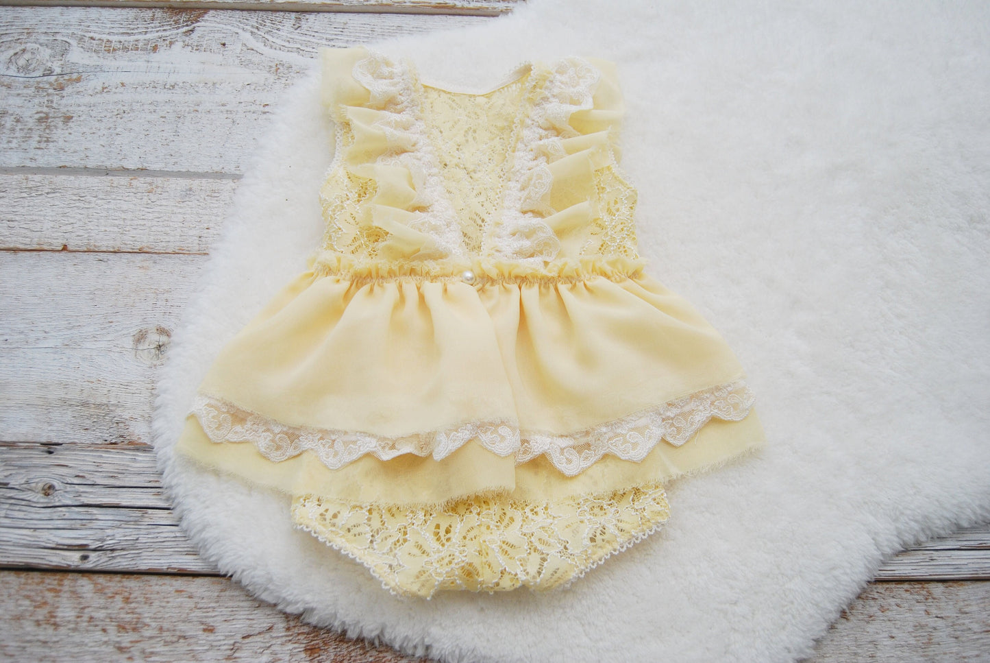 SITTER girl PHOTO OUTFIT, Sitter lace romper, Baby Girl romper yellow, Sitter photo prop dress, Sitter girl photography props