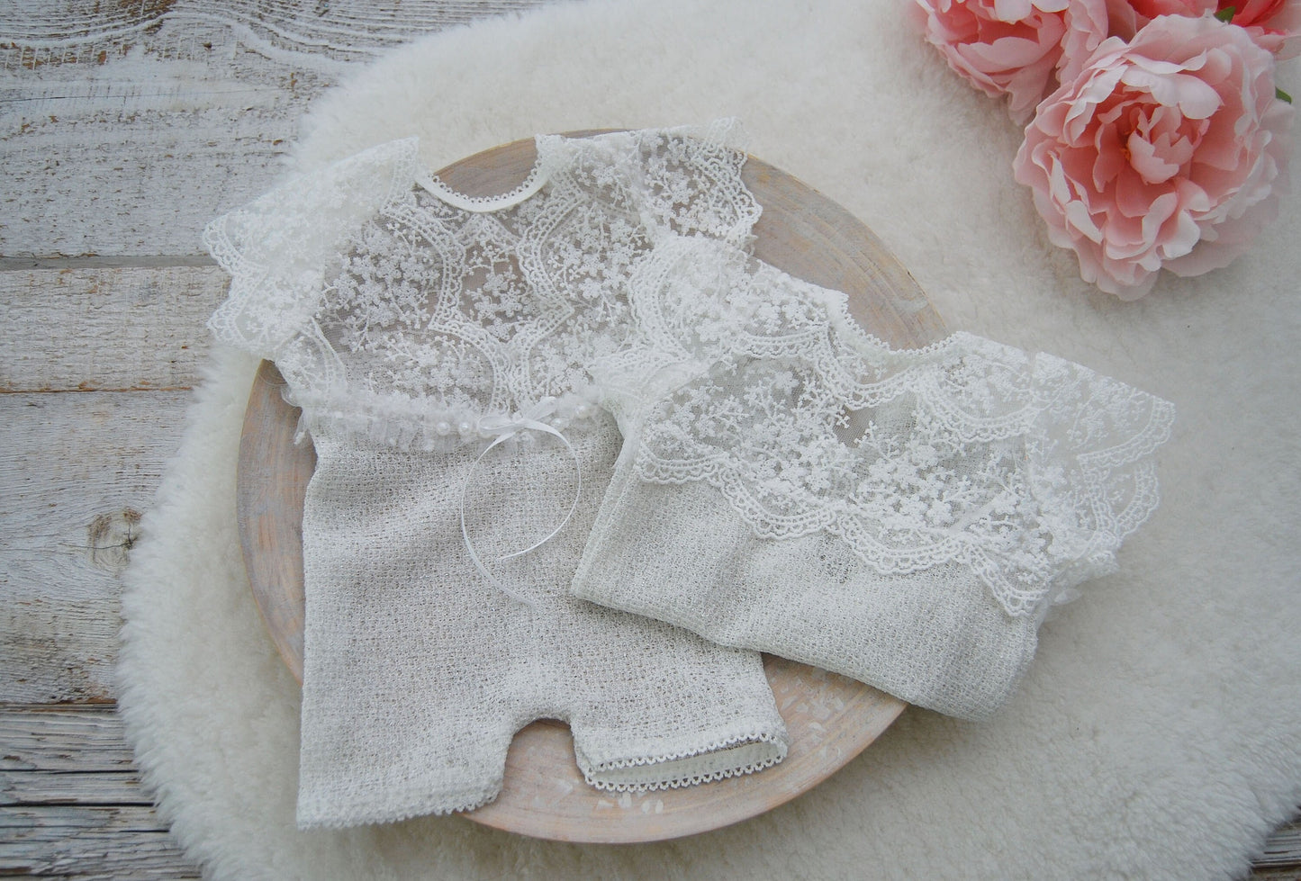 White newborn romper, Newborn girl photoshoot outfit, Lace romper baby girl,  Newborn photography outfit girl, Photo props for newborn