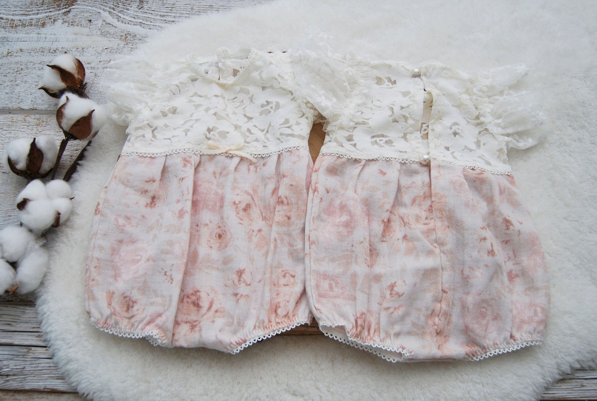 Soft and dainty baby girl romper for photo shoots. In white and light pink shades. Boho style photo shoot outfit for newborn girls.