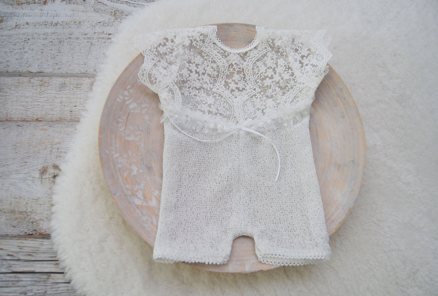 White newborn romper, Newborn girl photoshoot outfit, Lace romper baby girl,  Newborn photography outfit girl, Photo props for newborn