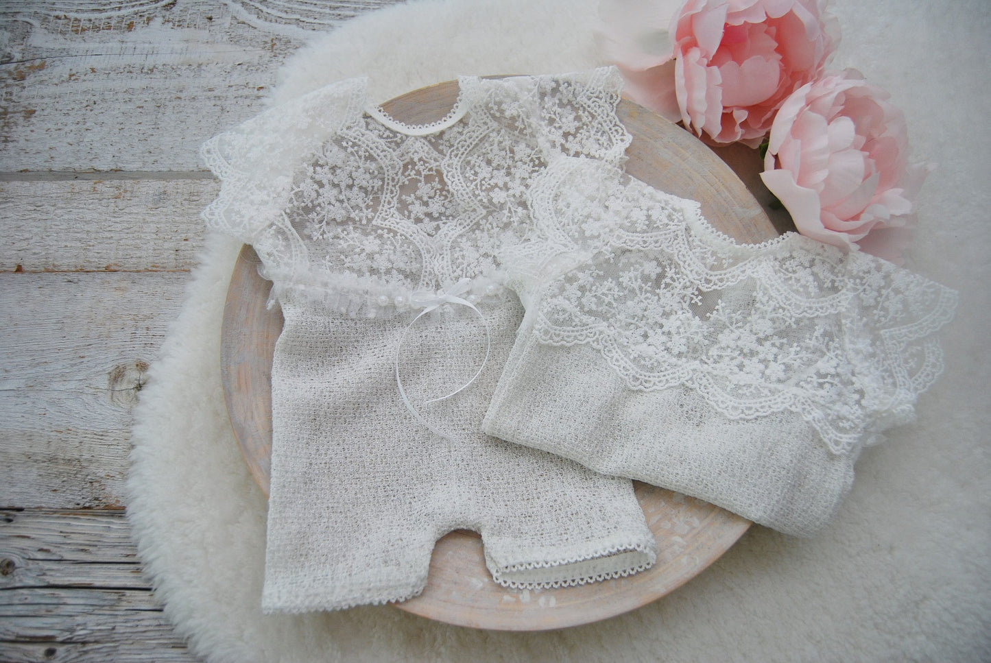 White newborn romper, Newborn girl photoshoot outfit, Lace romper baby girl,  Newborn photography outfit girl, Photo props for newborn