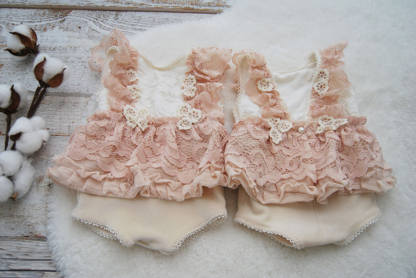 Newborn photo prop outfit, Pink lace romper newborn girl, Boho baby girl outfit, Photography outfit baby girl, Ruffled newborn romper