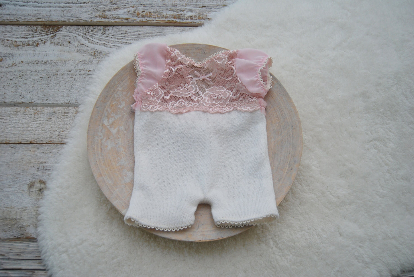 Pink newborn romper, Lace outfit baby girl, Newborn photo props girl, Photography outfit baby, Baby shower gift, Photoshoot outfit