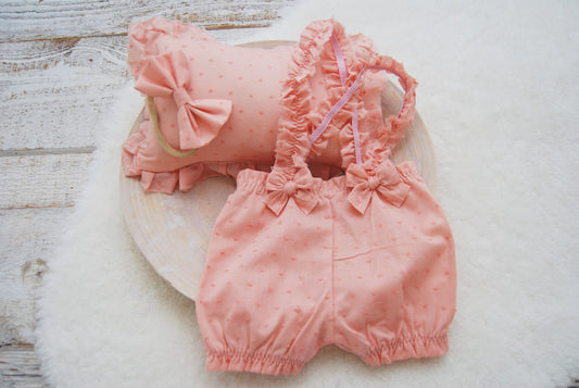 Pink newborn girl photo props, Newborn bloomers with bows, Bow headband newborn, Newborn posing pillow, Baby girl photo outfit