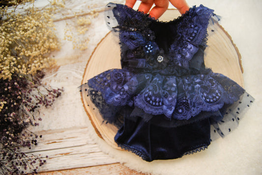 Newborn romper, Dark blue newborn photo outfit for girls, Lace romper baby girl, Ruffled romper girl, Baby Photo Props